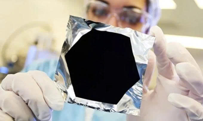 Sơn Đen Nhất Thế Giới